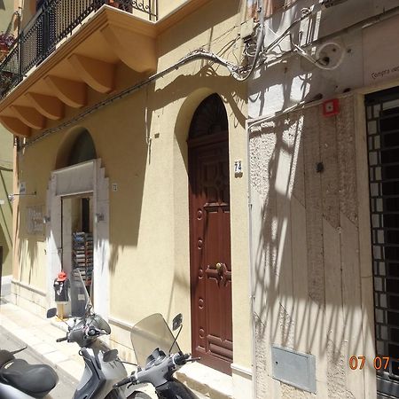 דירות קאסטלמארה דל גולפו Monolocale La Chicca מראה חיצוני תמונה